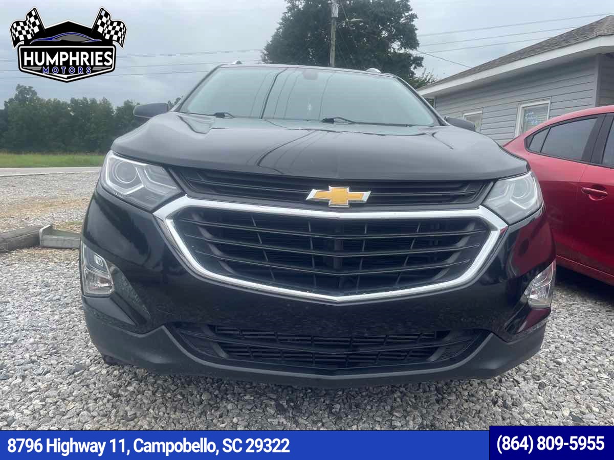 Photo 2 of this Chevrolet Equinox
