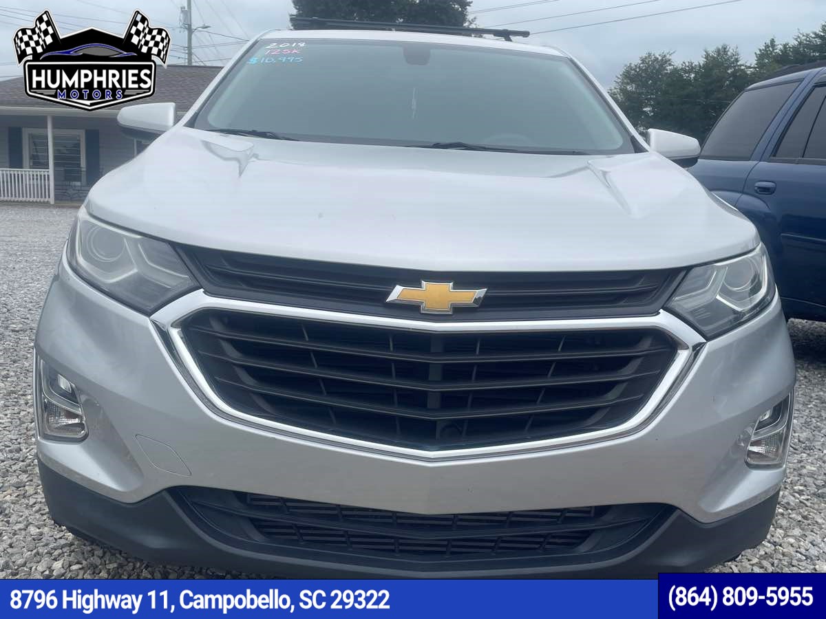 Photo 2 of this Chevrolet Equinox