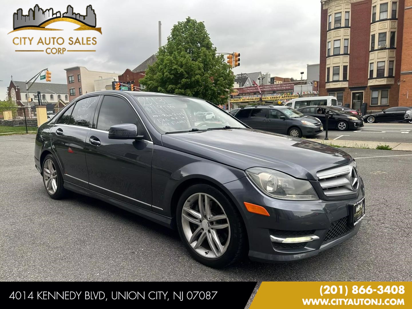 2013 Mercedes-Benz C 300 4MATIC Sport Sedan