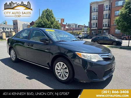 Sold 2012 Toyota Camry SE