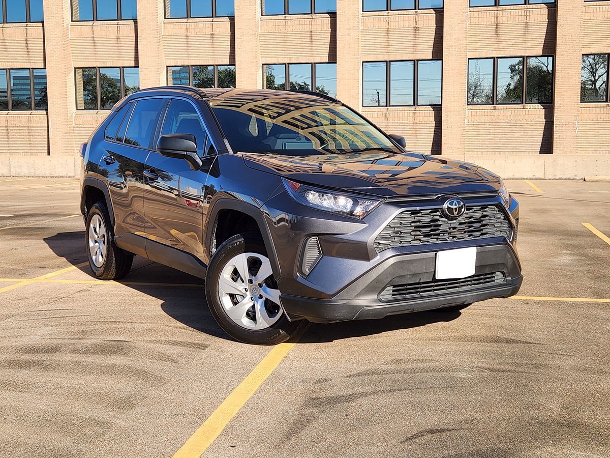 2019 Toyota RAV4 LE