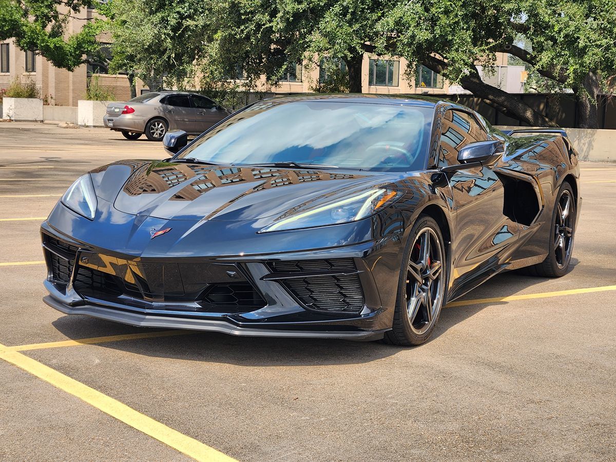 2021 Chevrolet Corvette 3LT photo 3