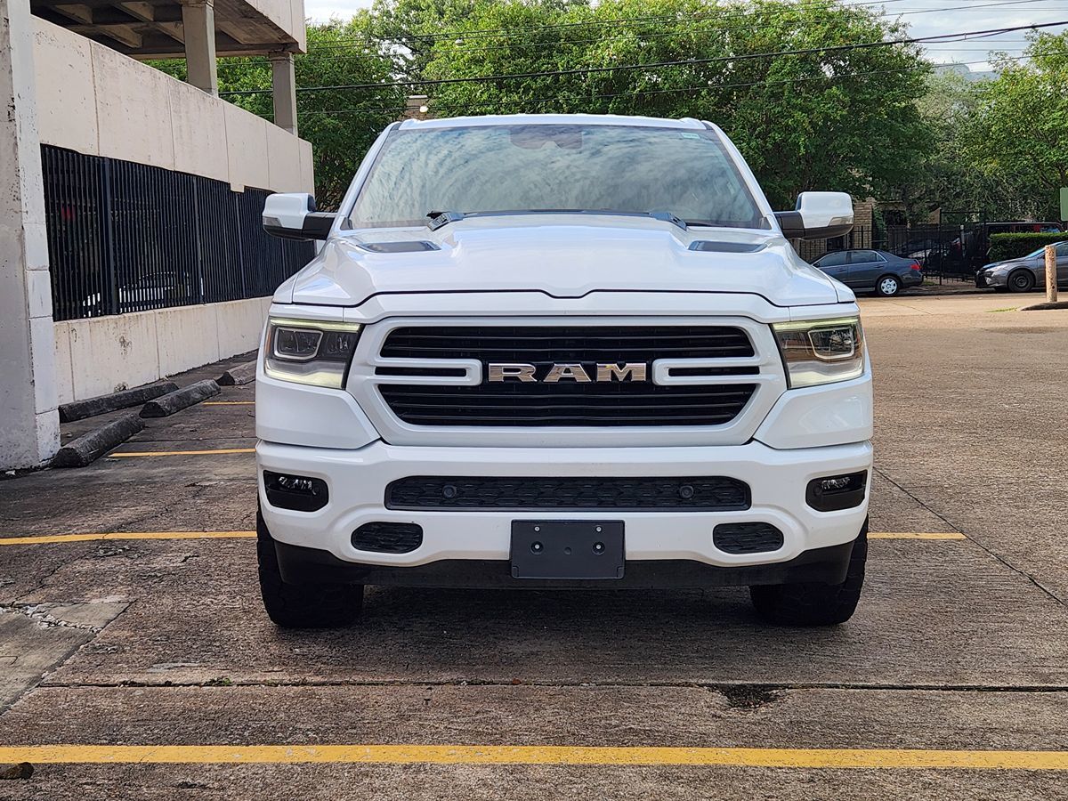 2023 Ram 1500 Laramie photo 2