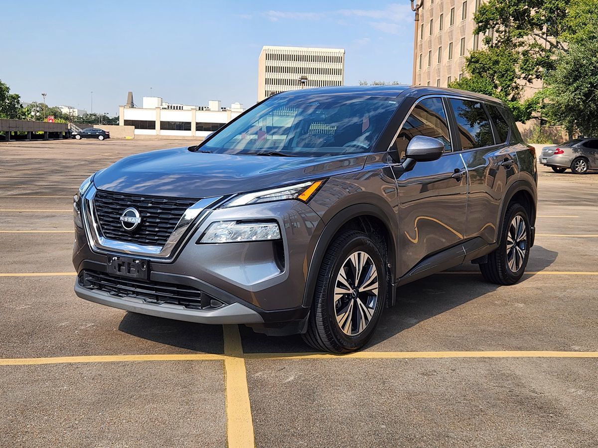 2022 Nissan Rogue SV photo 3