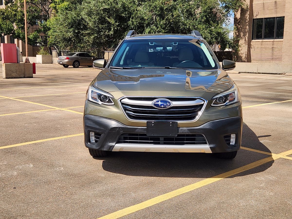 2020 Subaru Outback Limited photo 2