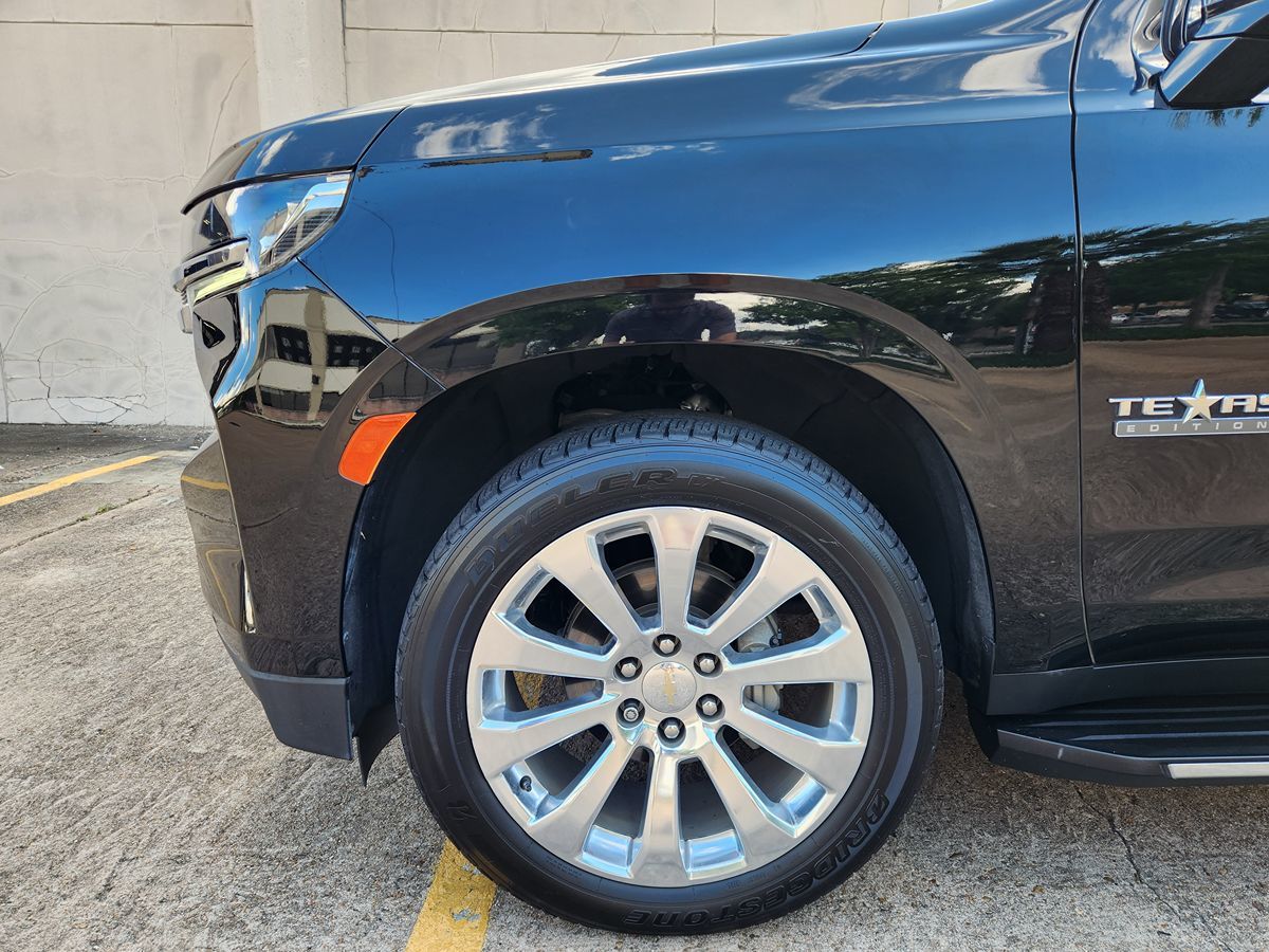 2021 Chevrolet Tahoe Premier photo 4