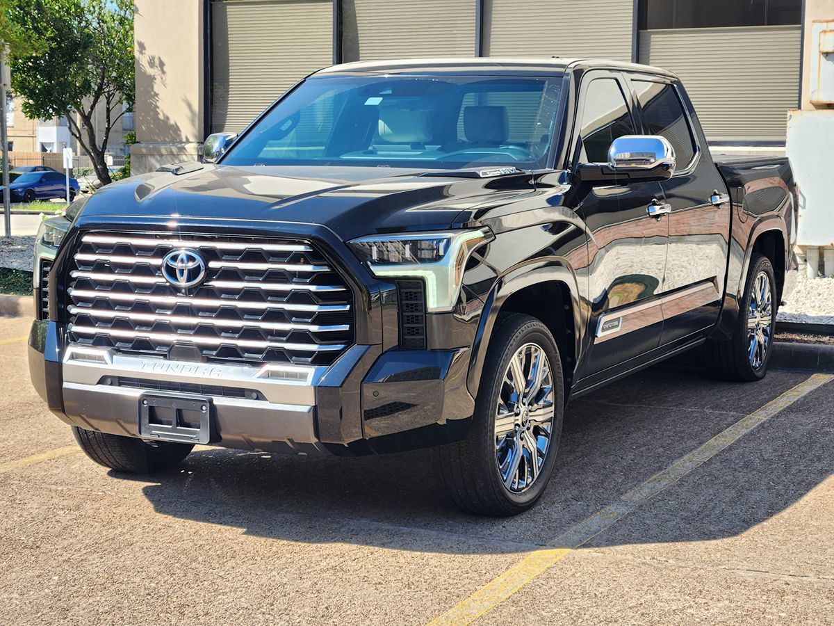 2022 Toyota Tundra CapStone photo 3