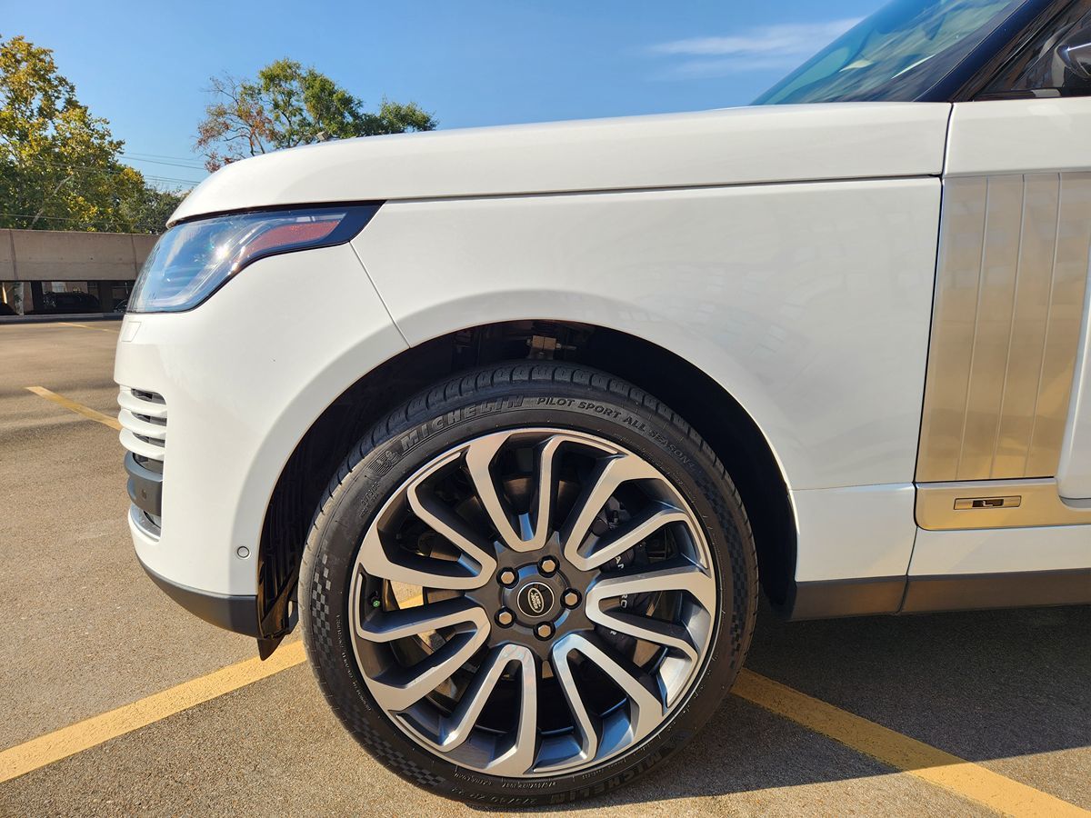 2021 Land Rover Range Rover P525 HSE HSE Westminster Edition photo 4