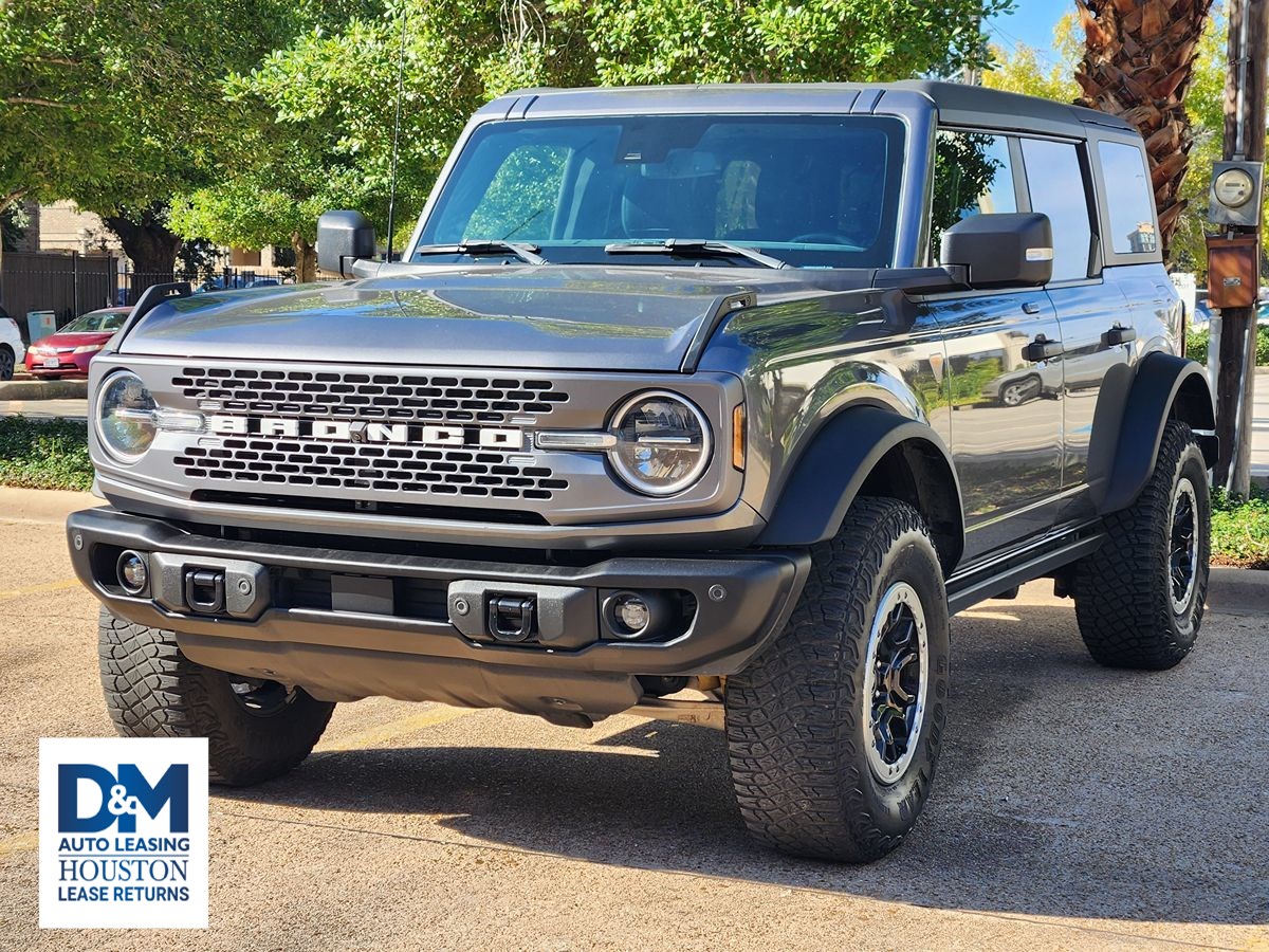 2023 Ford Bronco Badlands photo 3