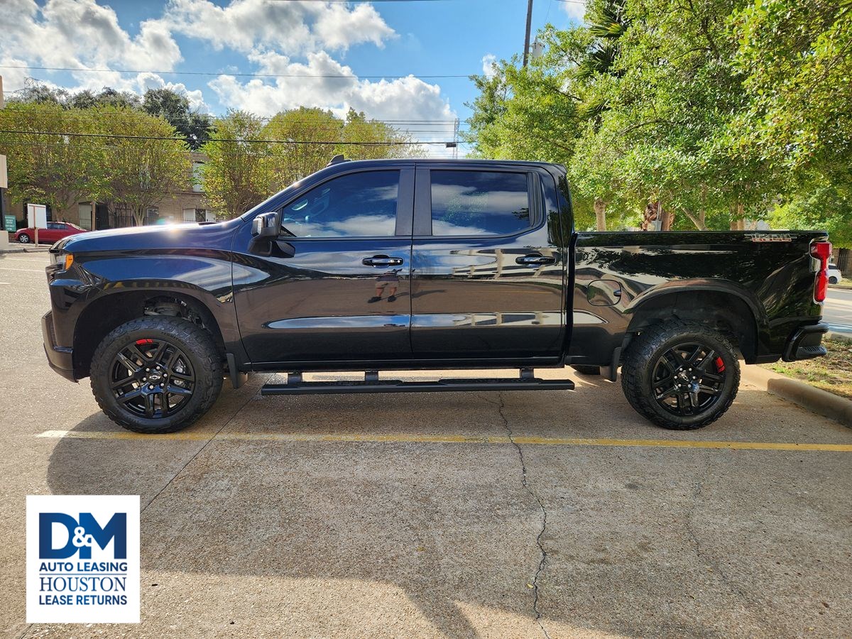 2021 Chevrolet Silverado 1500 LT Trail Boss photo 2