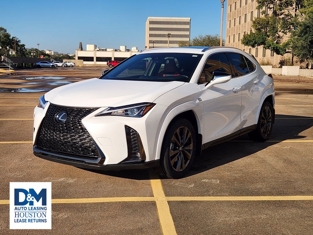 2022 Lexus UX 200 F SPORT photo 3