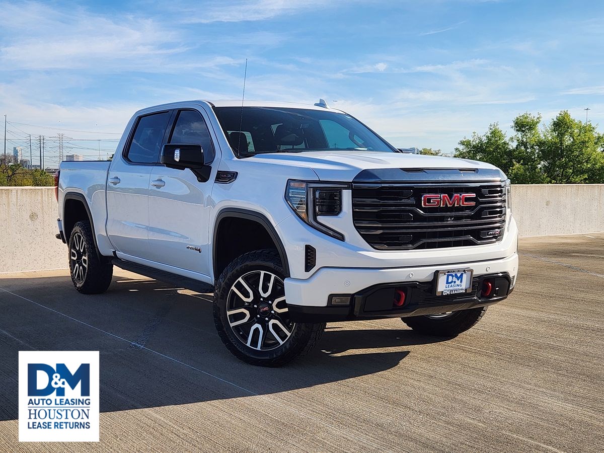 2023 GMC Sierra 1500 AT4 Crew Cab 4WD