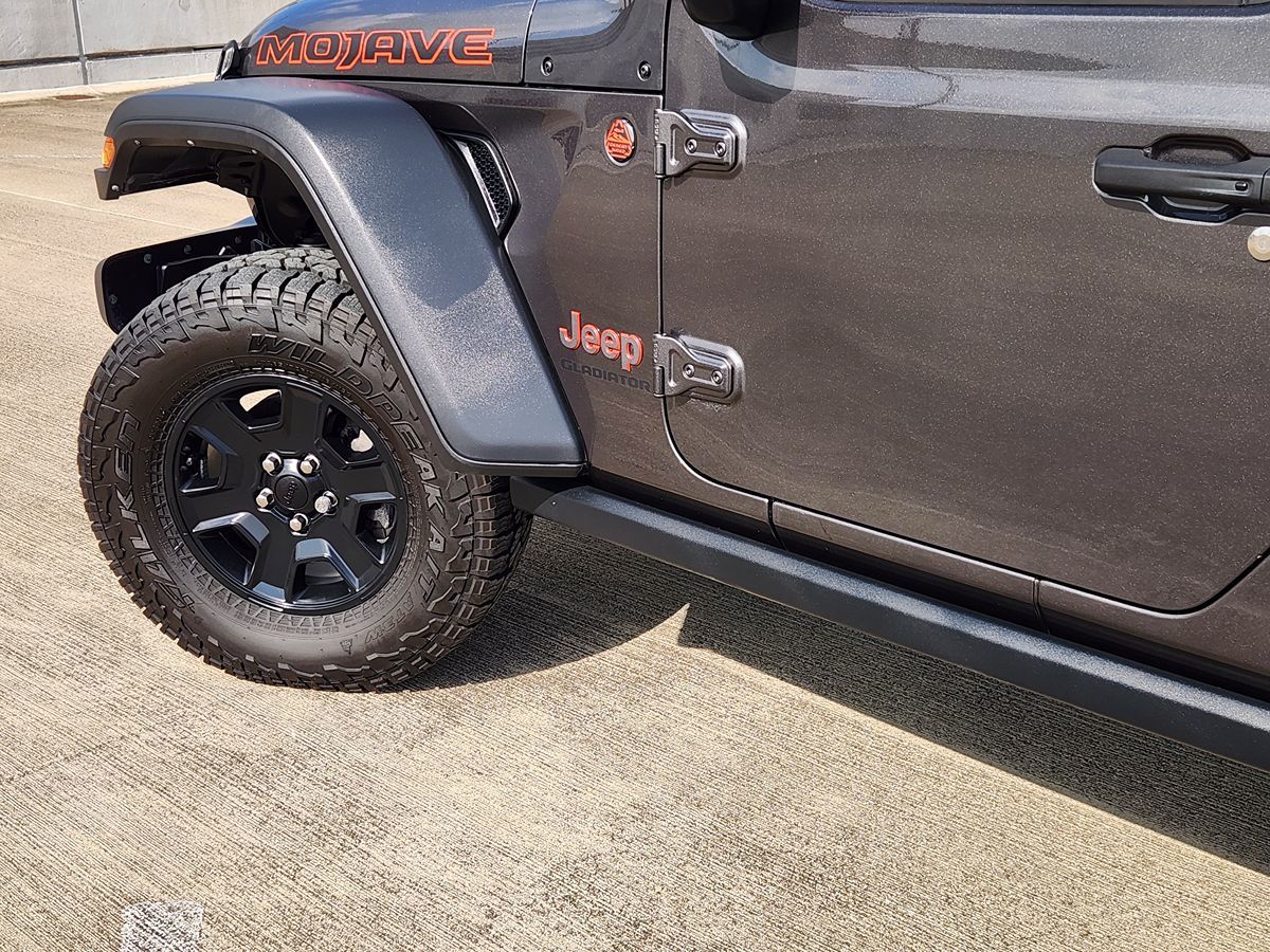 2022 Jeep Gladiator Mojave - Photo 16