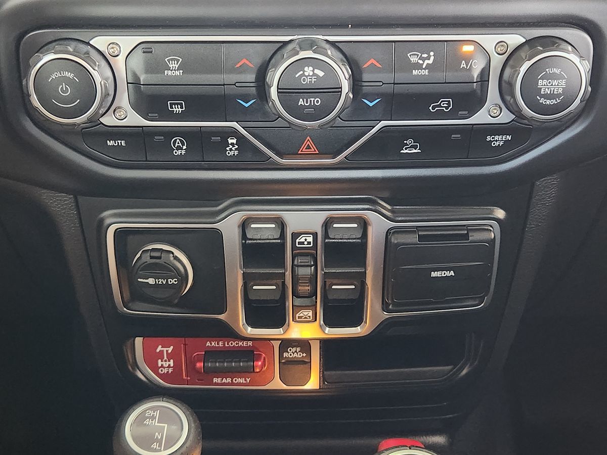 2022 Jeep Gladiator Mojave - Photo 26