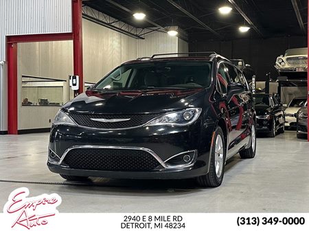 2017 Chrysler Pacifica Touring Plus