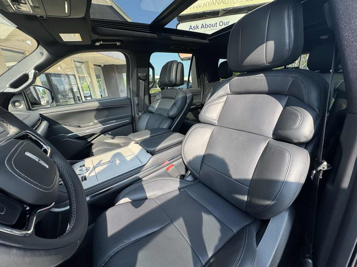 2025 Lincoln Navigator Reserve L - Photo 15