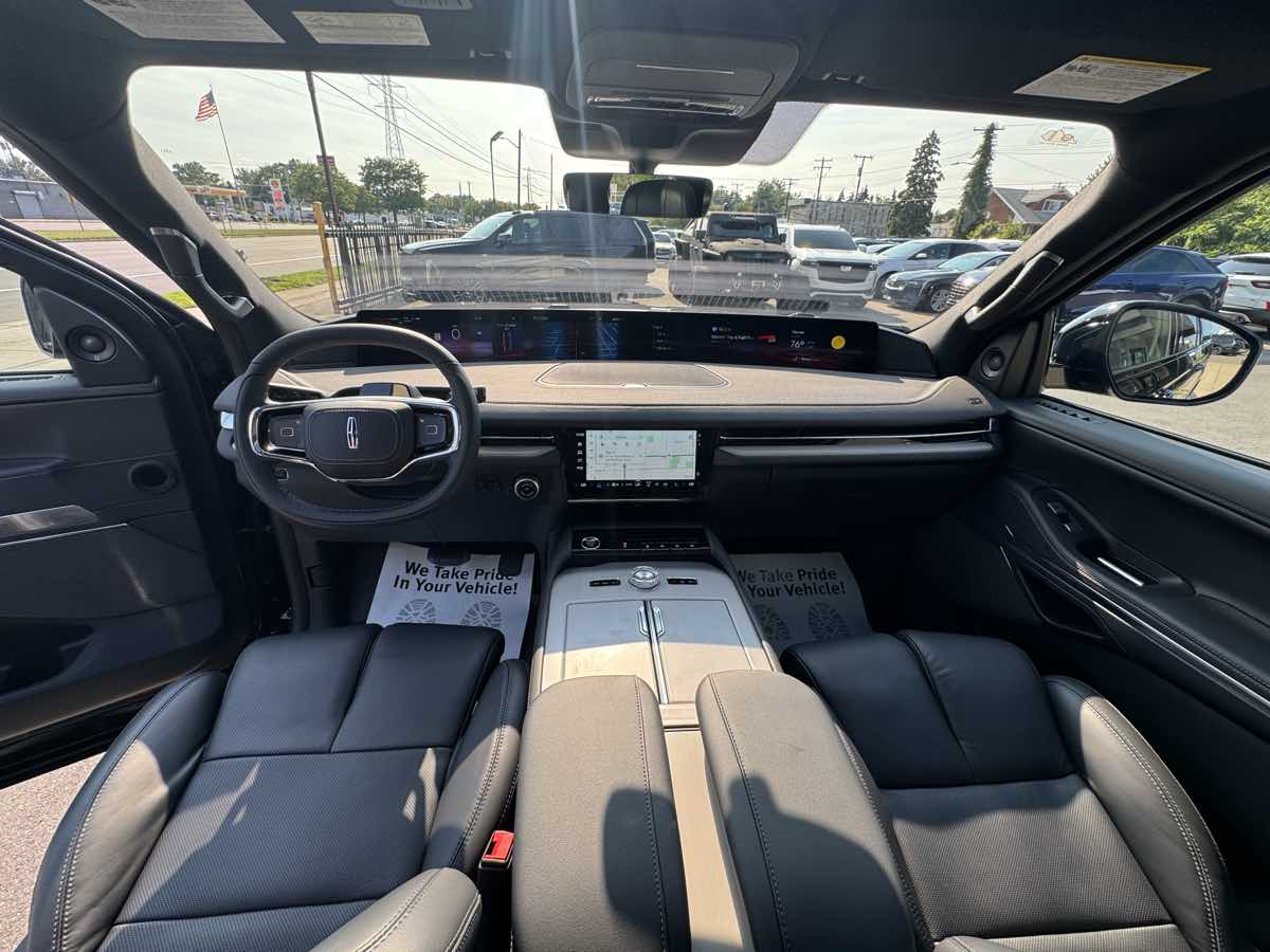 2025 Lincoln Navigator Reserve L - Photo 32