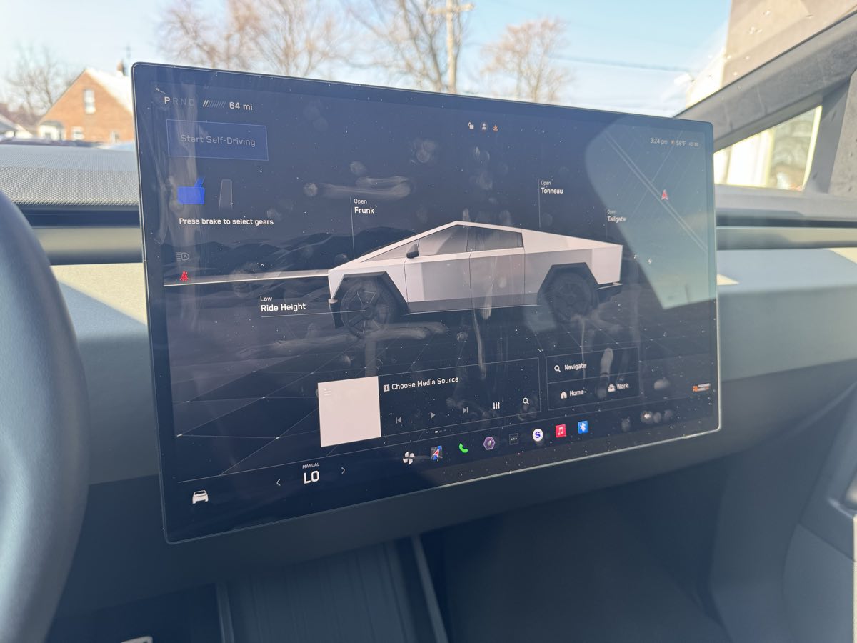 2025 Tesla Cybertruck Base - Photo 16