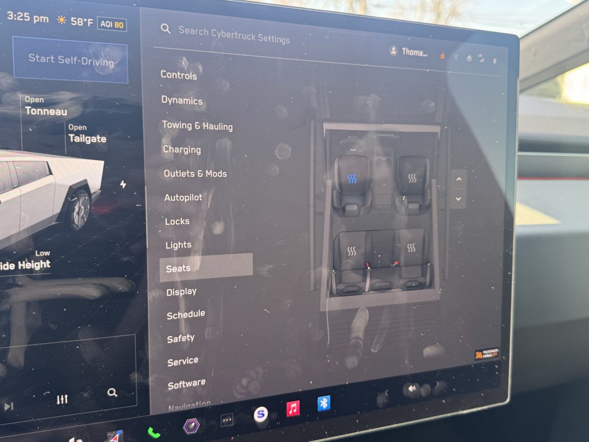 2025 Tesla Cybertruck Base - Photo 23