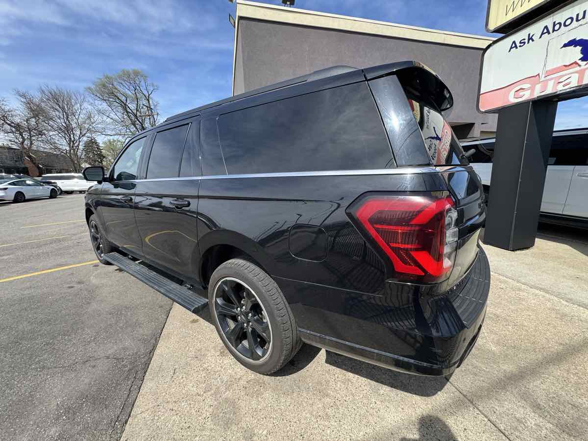 2023 Ford Expedition Limited - Photo 8
