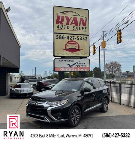 2020 Mitsubishi Outlander ES