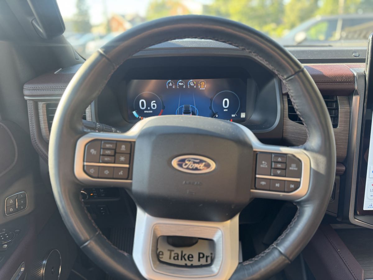 Ford Expedition MAX photo 16
