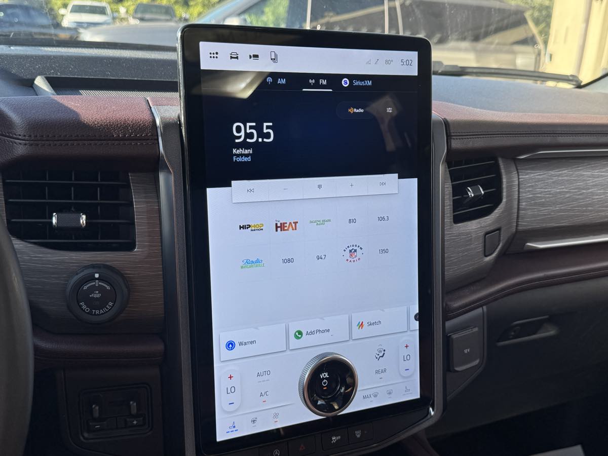 Ford Expedition MAX photo 19