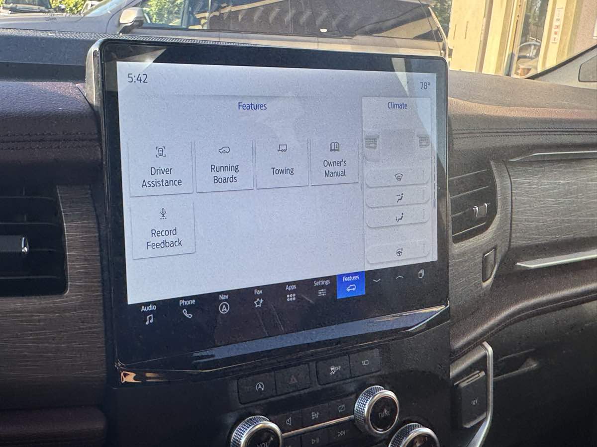 Ford Expedition MAX photo 27