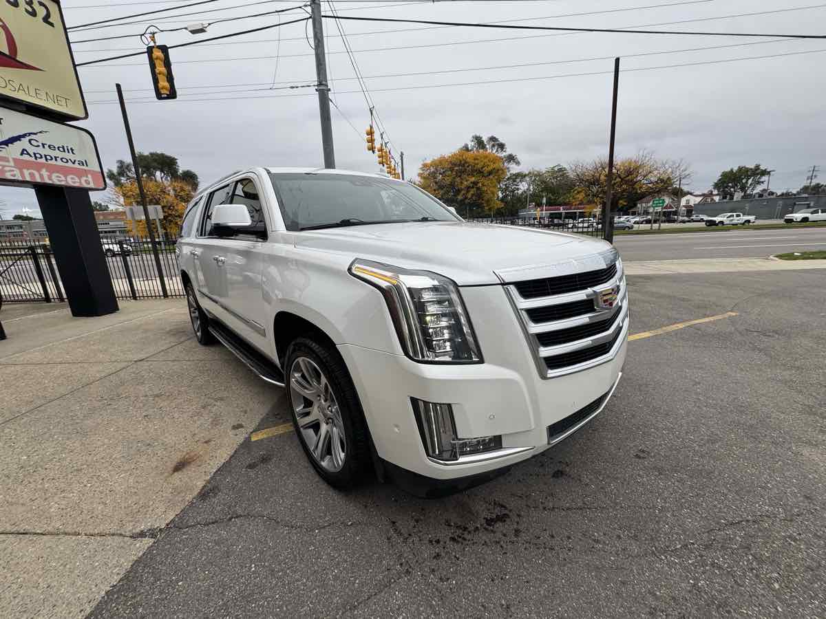 Photo 4 of this Cadillac Escalade ESV