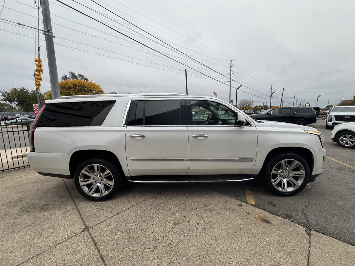 Photo 5 of this Cadillac Escalade ESV