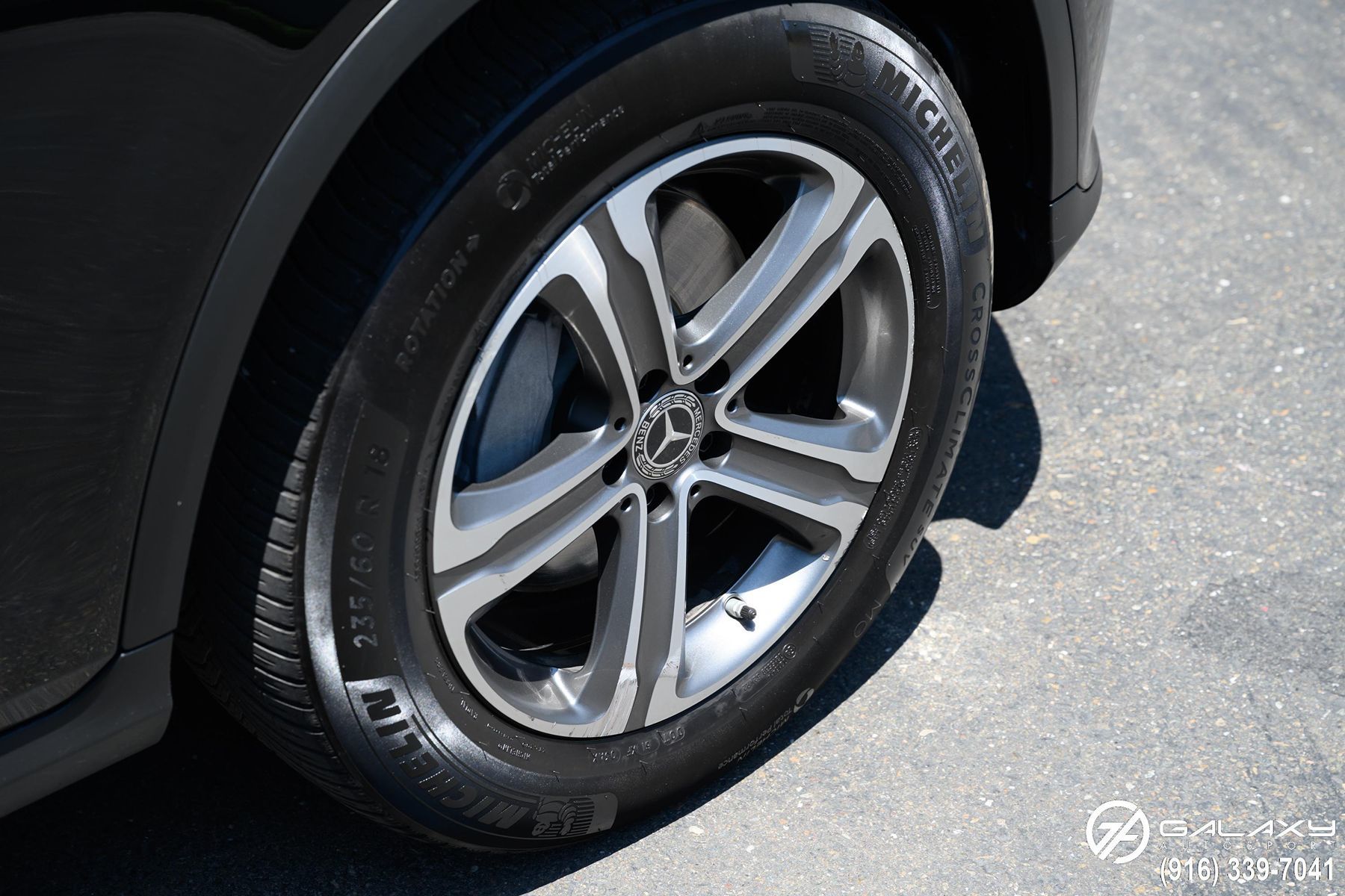 2018 Mercedes Benz GLC 300 4MATIC photo 9