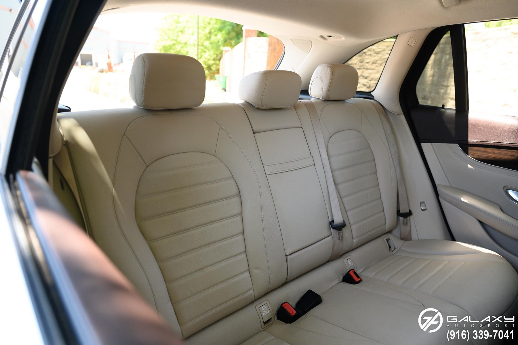 2018 Mercedes Benz GLC 300 4MATIC photo 12