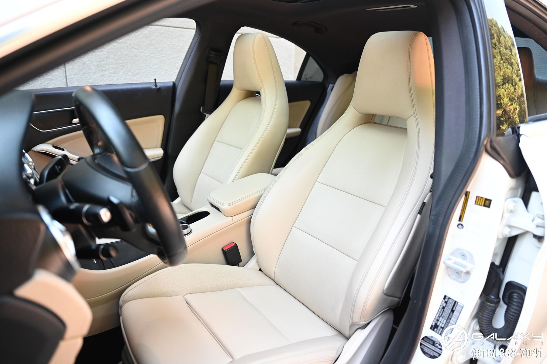 2016 Mercedes Benz CLA 250 photo 22