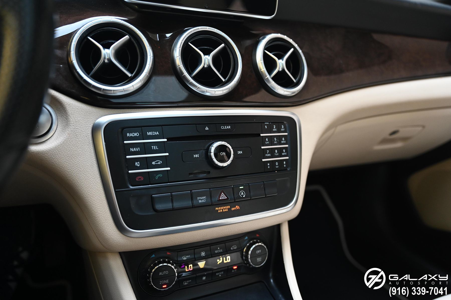 2016 Mercedes Benz CLA 250 photo 27