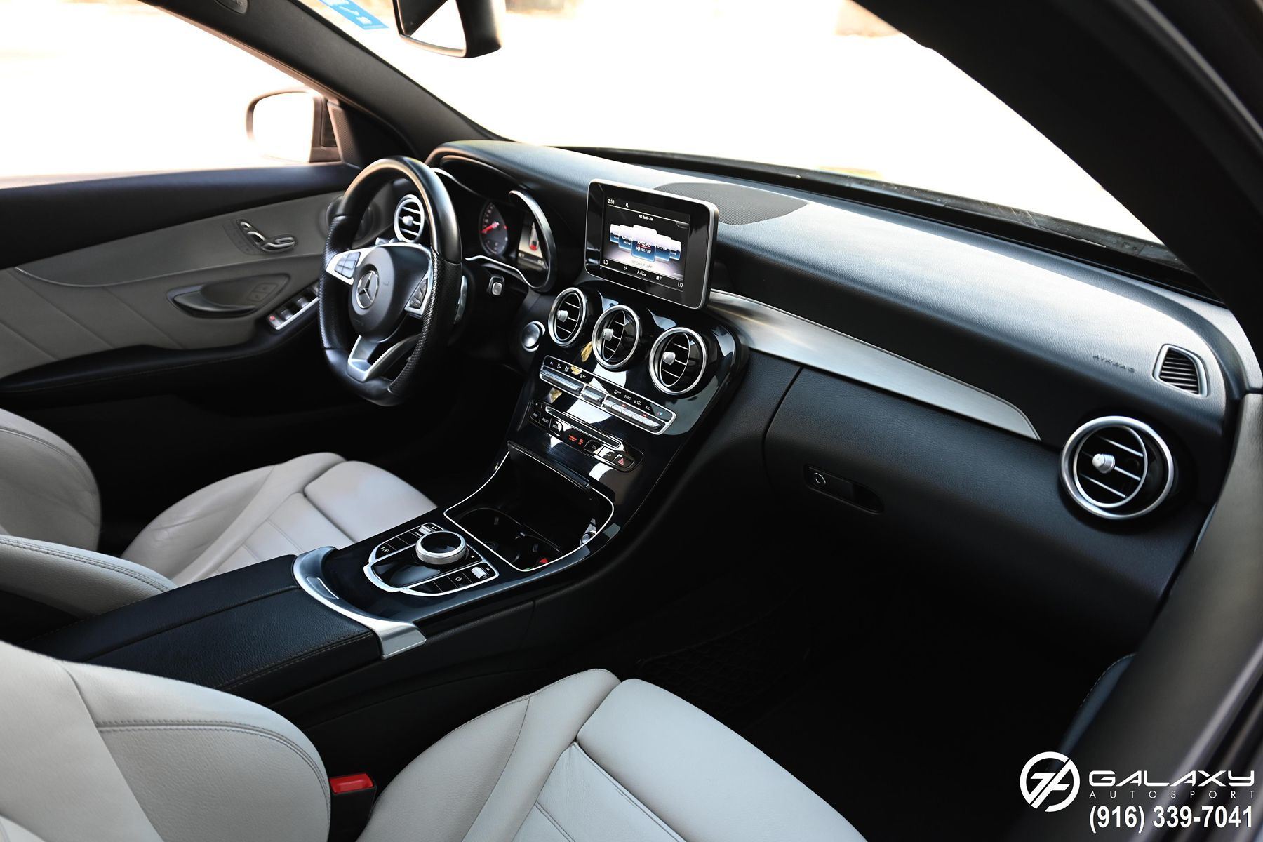 2018 Mercedes Benz C 300 AMG photo 12