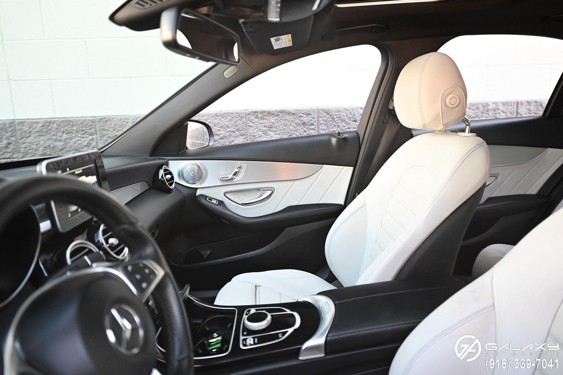 2018 Mercedes Benz C 300 AMG photo 17