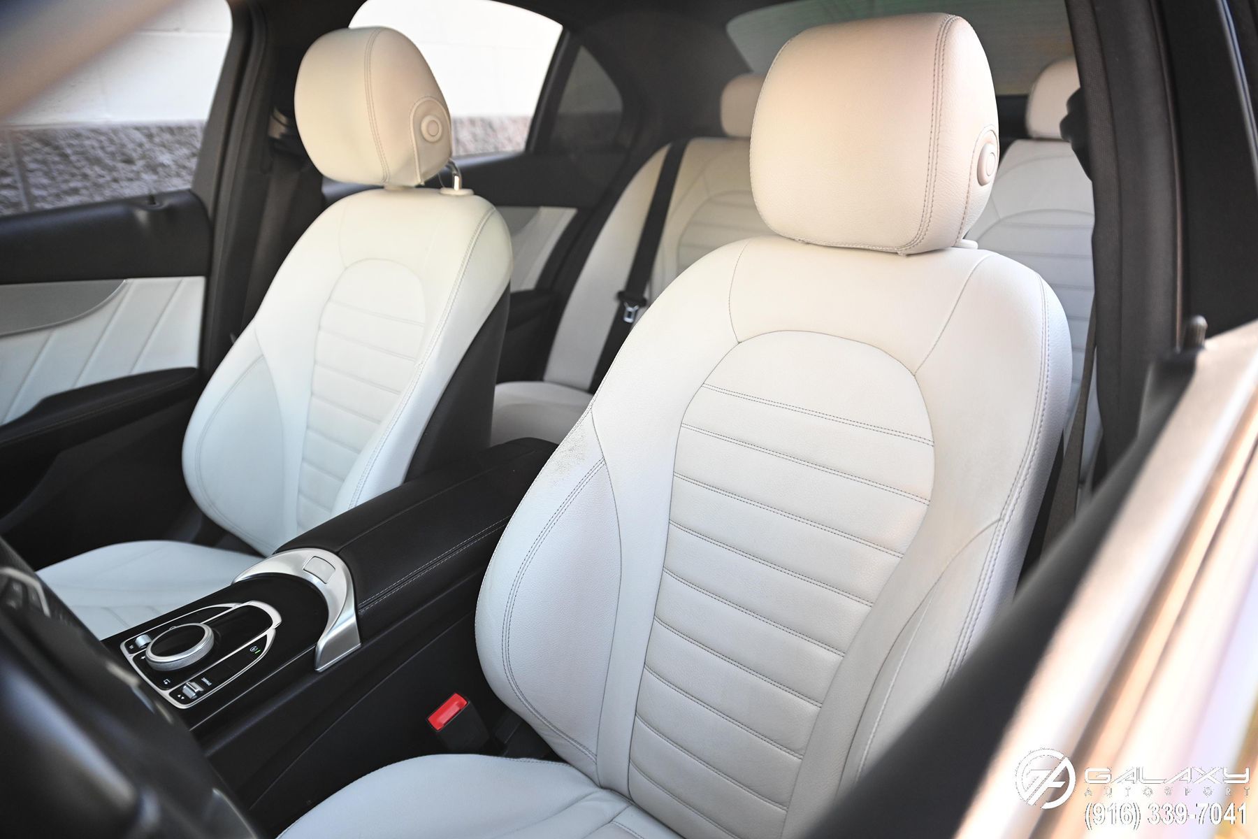 2018 Mercedes Benz C 300 AMG photo 18