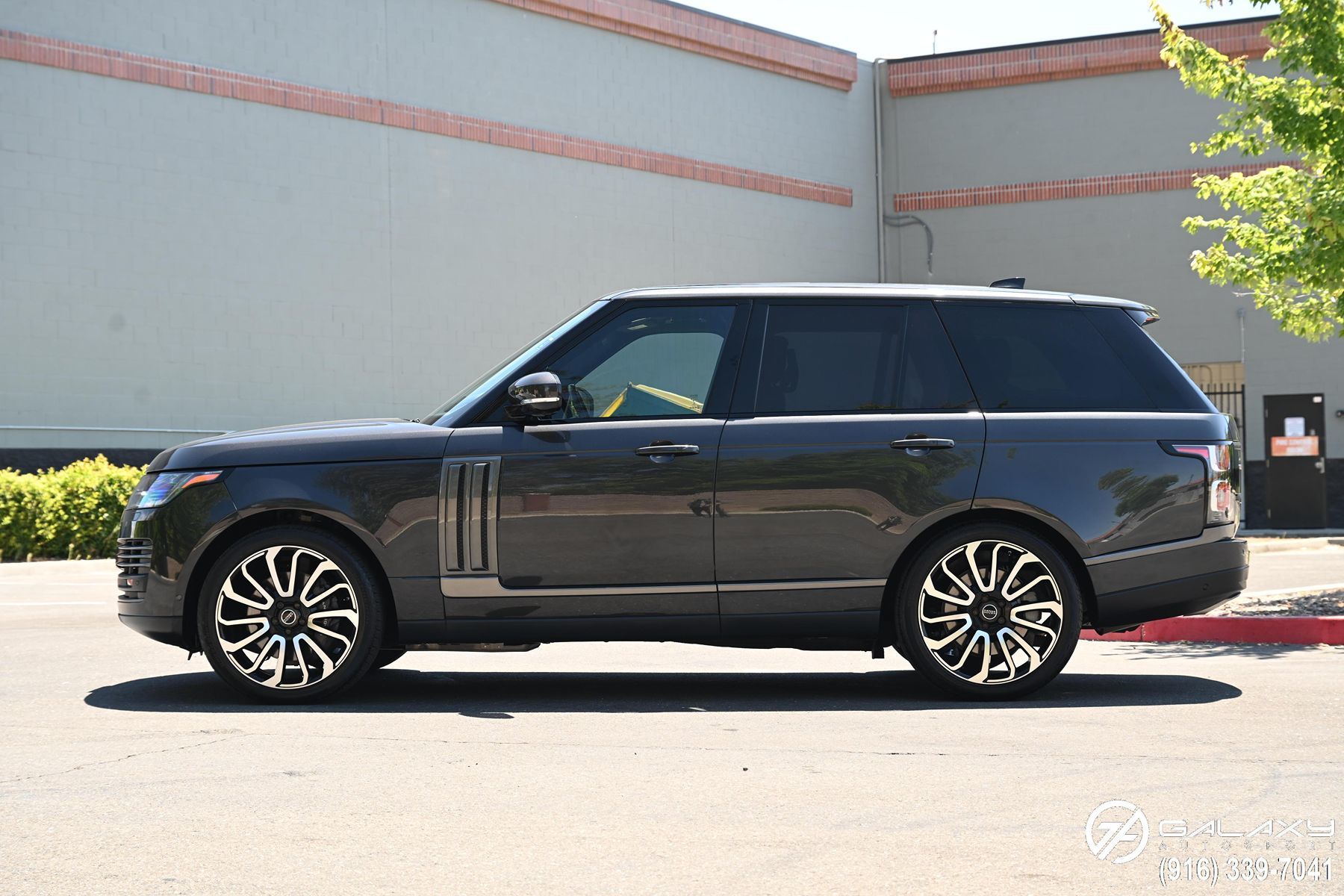 2019 Land Rover Range Rover SuperCharged photo 4