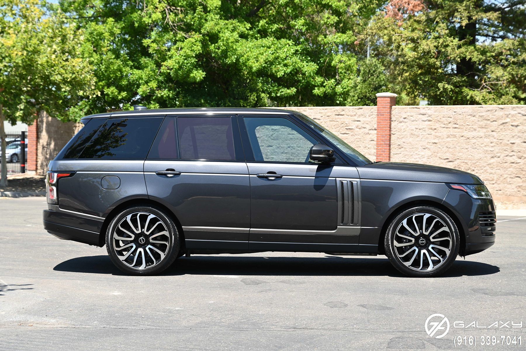 2019 Land Rover Range Rover SuperCharged photo 8