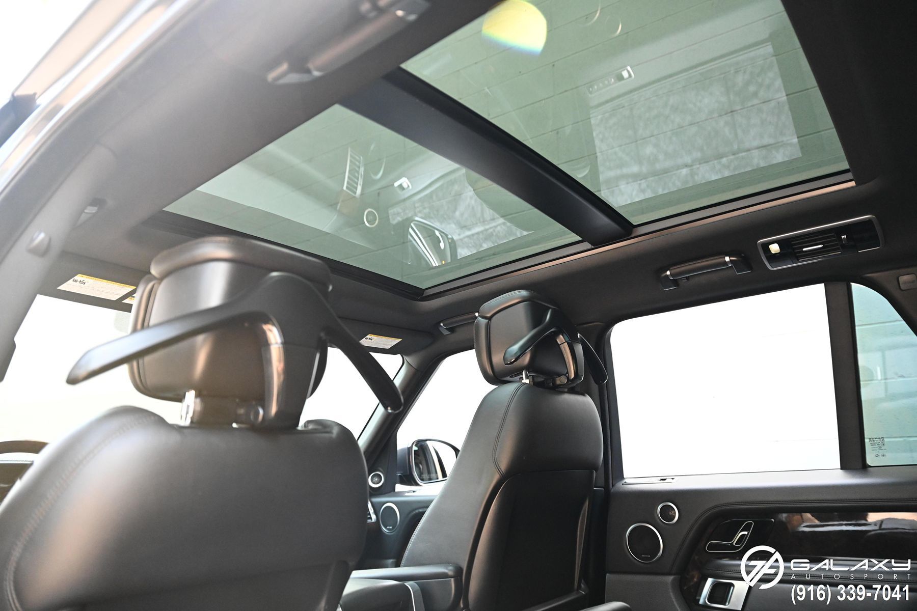 2019 Land Rover Range Rover SuperCharged photo 21