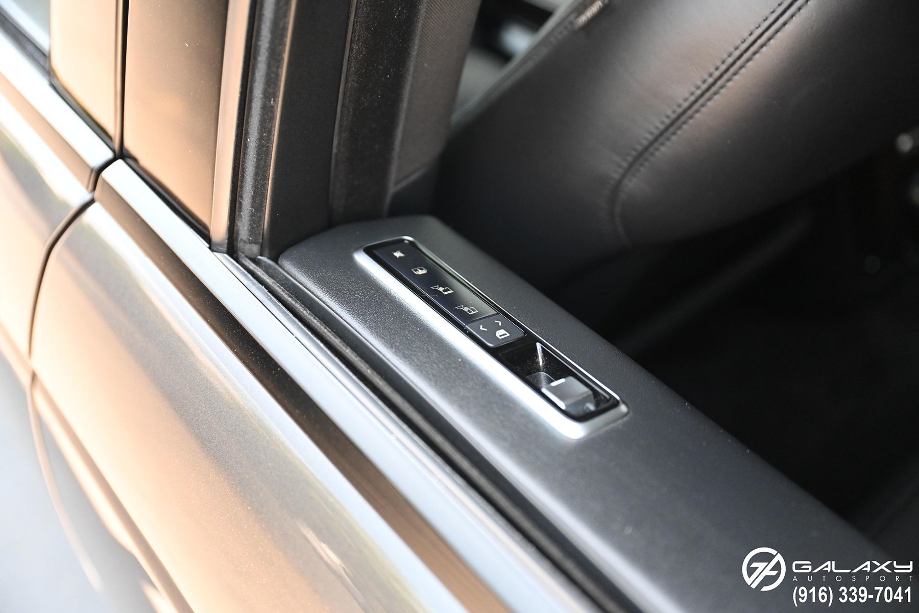 2019 Land Rover Range Rover SuperCharged photo 23