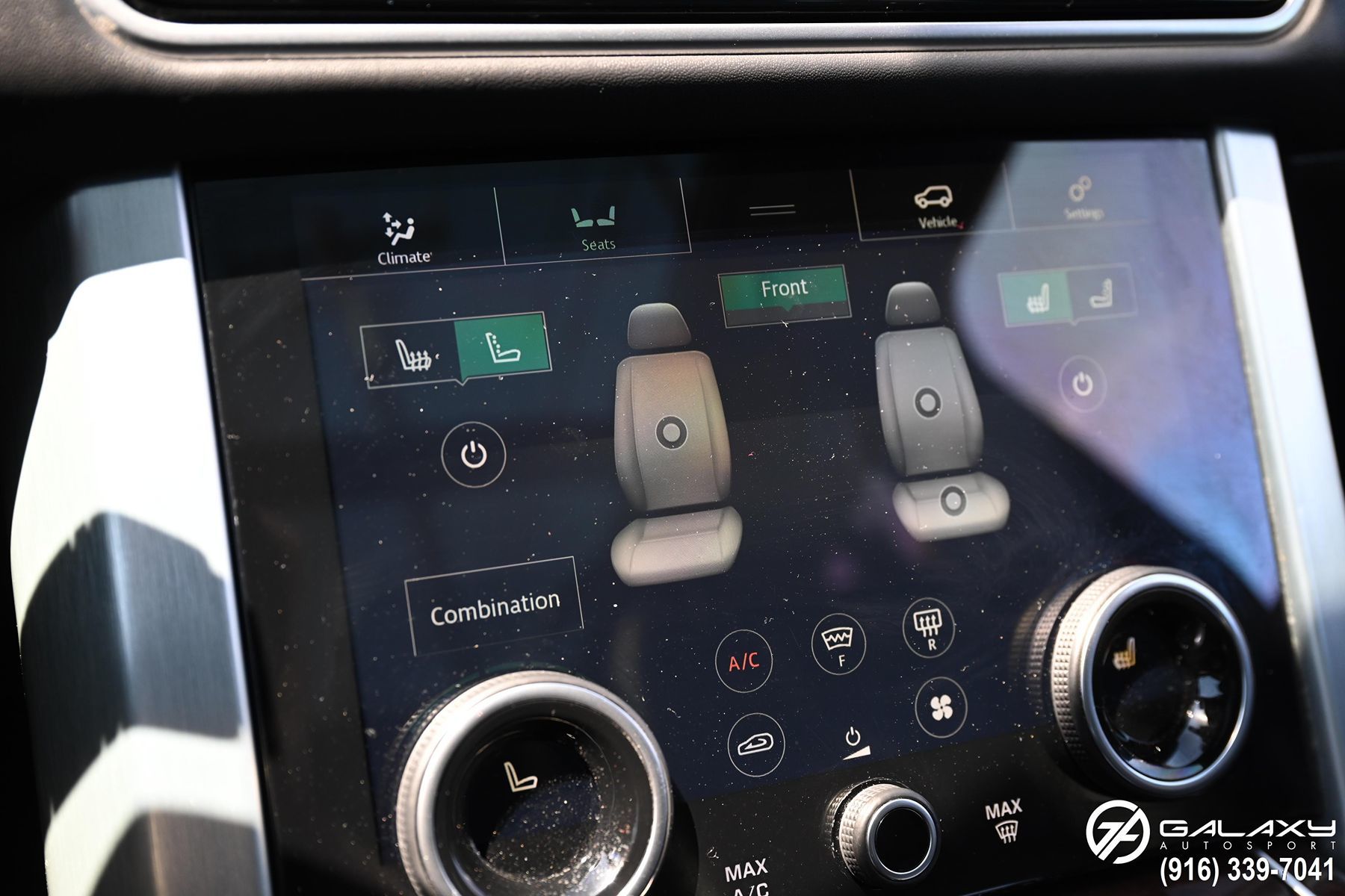 2019 Land Rover Range Rover SuperCharged photo 36
