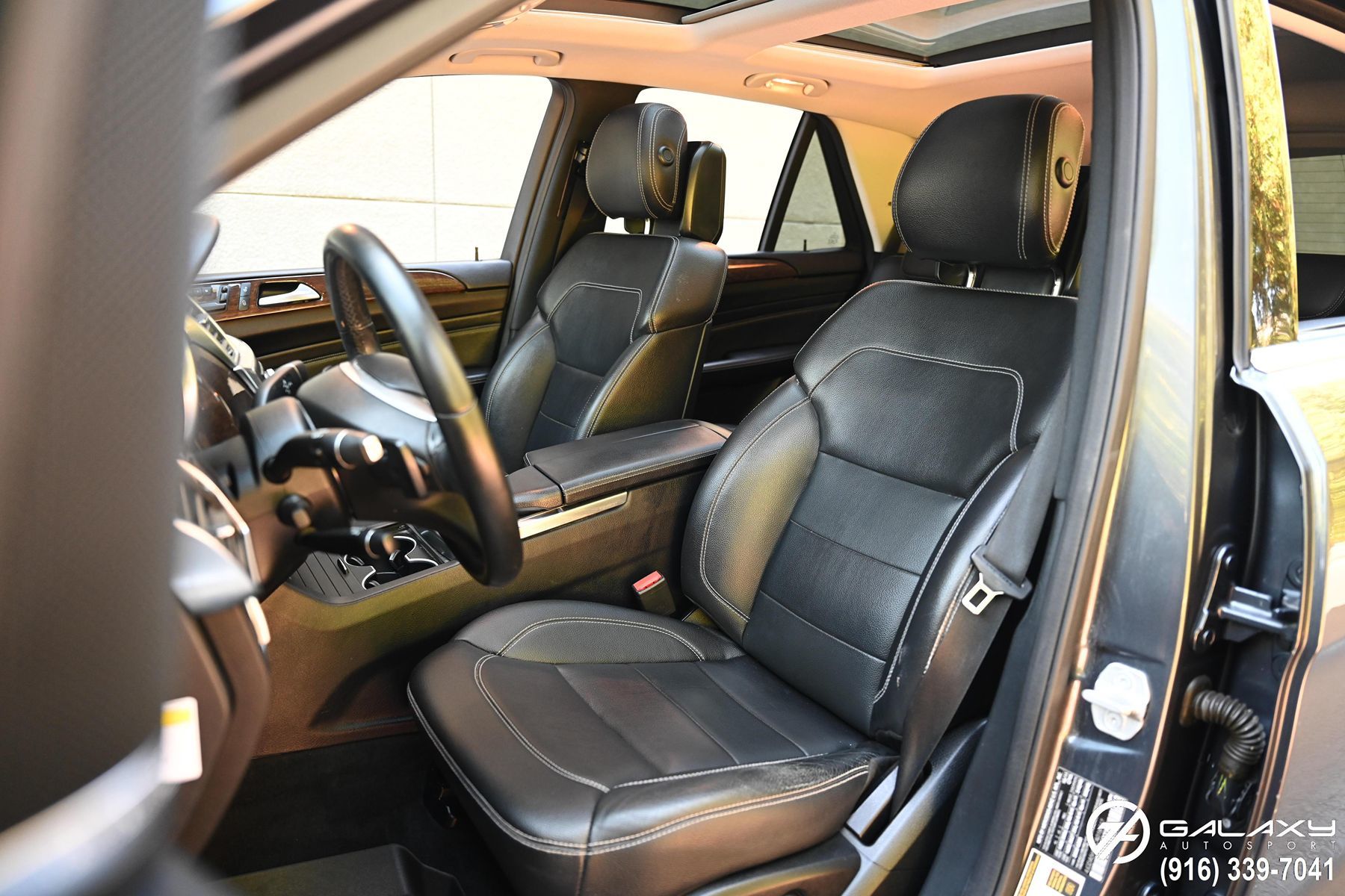 2012 Mercedes Benz ML 350 photo 11