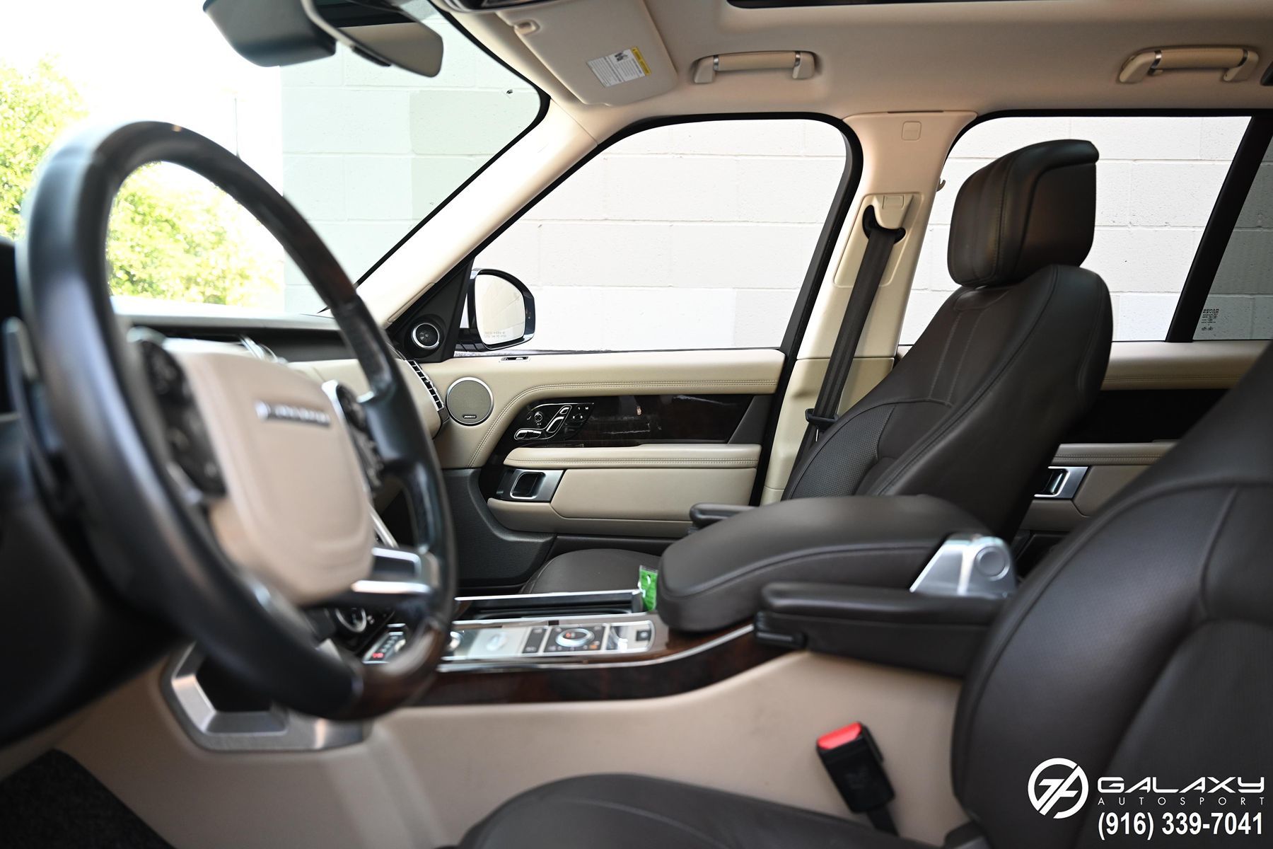 2018 Land Rover Range Rover HSE photo 20
