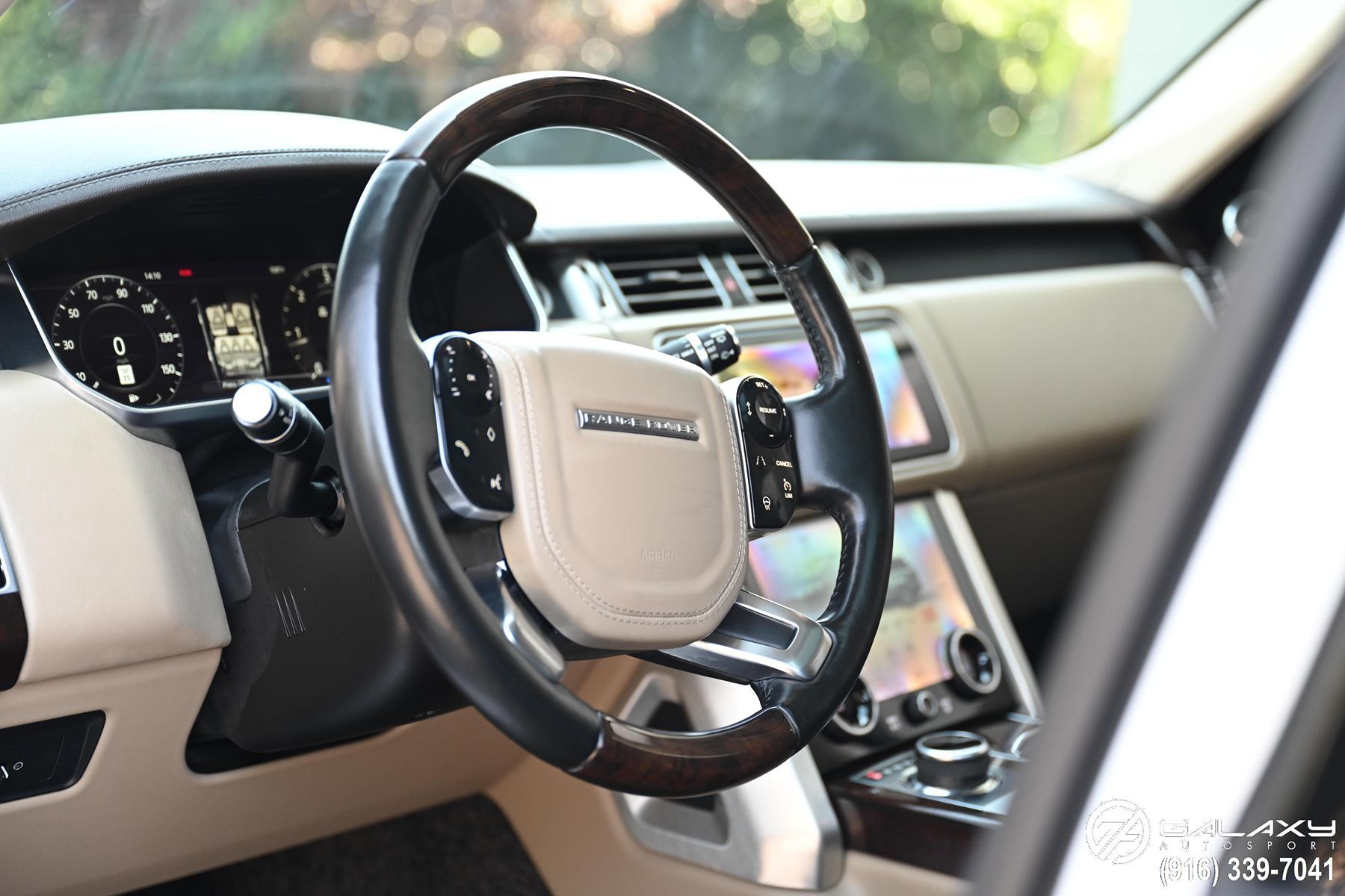 2018 Land Rover Range Rover HSE photo 22