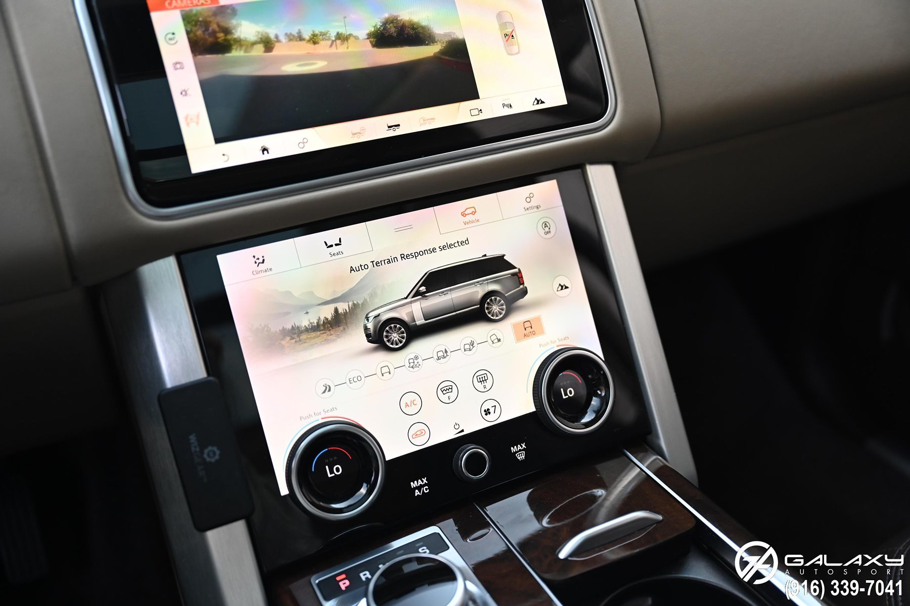 2018 Land Rover Range Rover HSE photo 25