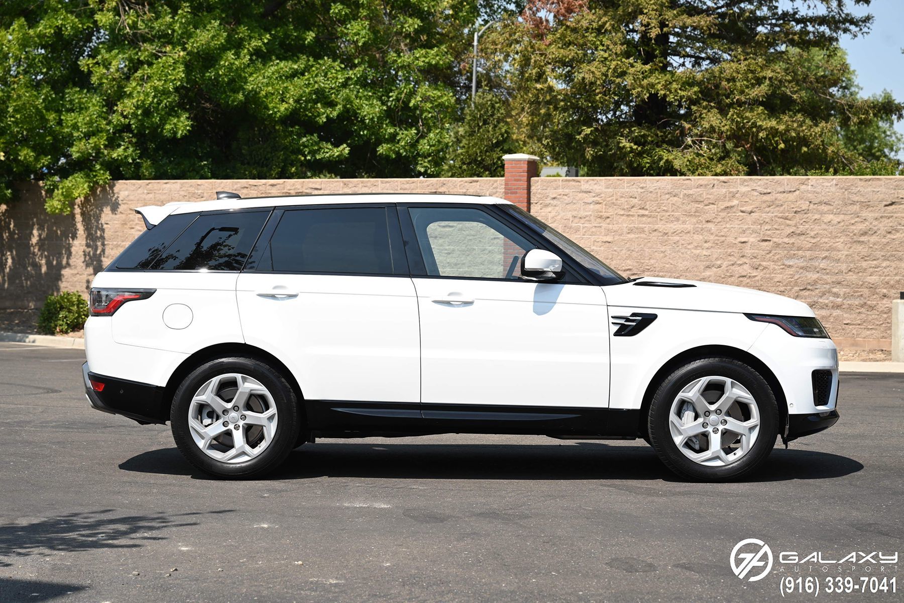 2019 Land Rover Range Rover Sport HSE photo 7