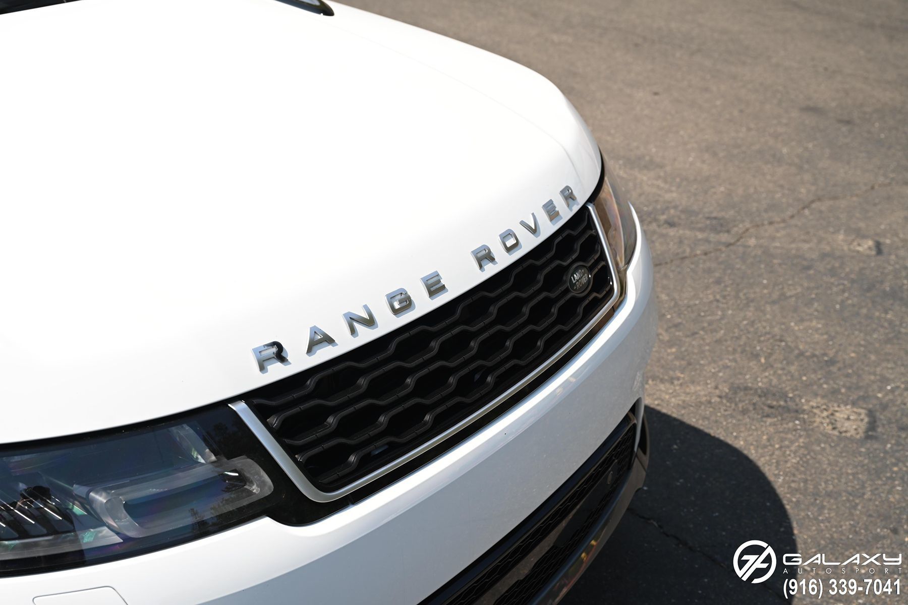 2019 Land Rover Range Rover Sport HSE photo 9