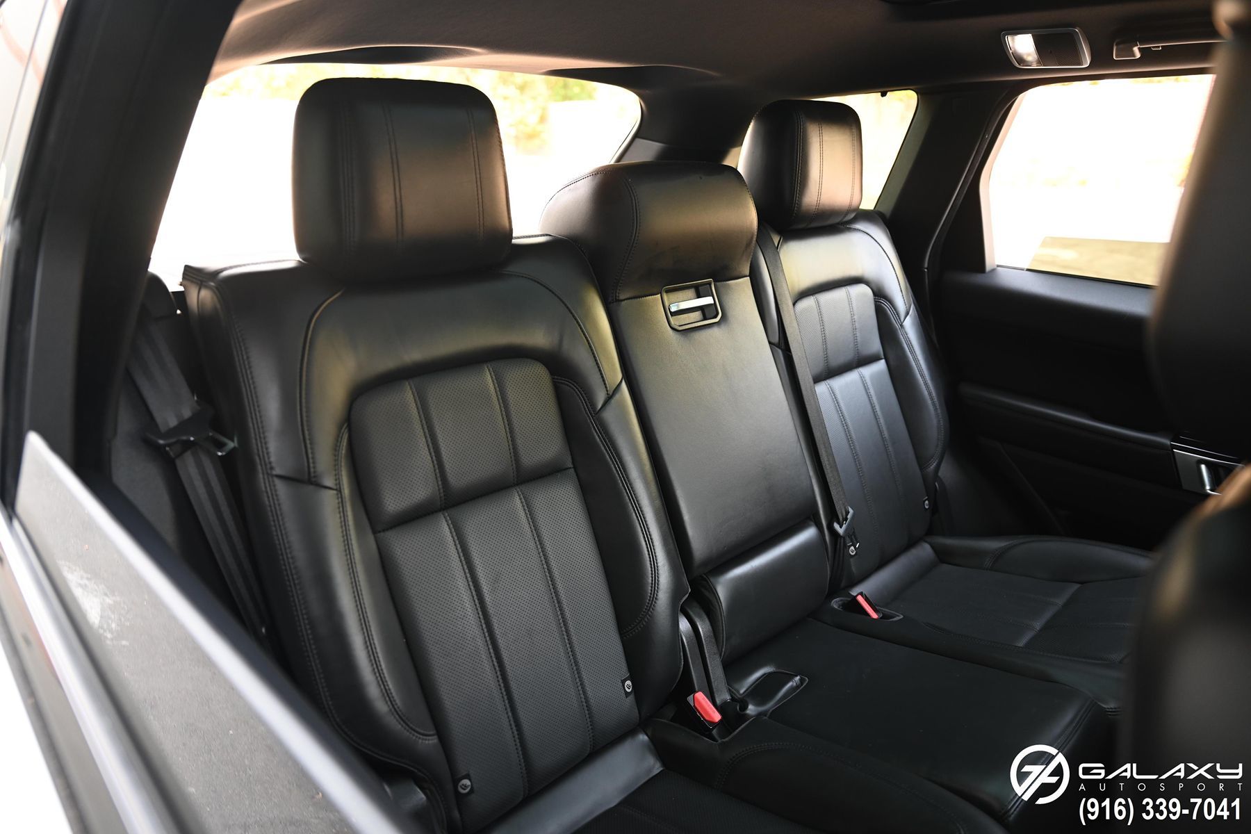 2019 Land Rover Range Rover Sport HSE photo 13