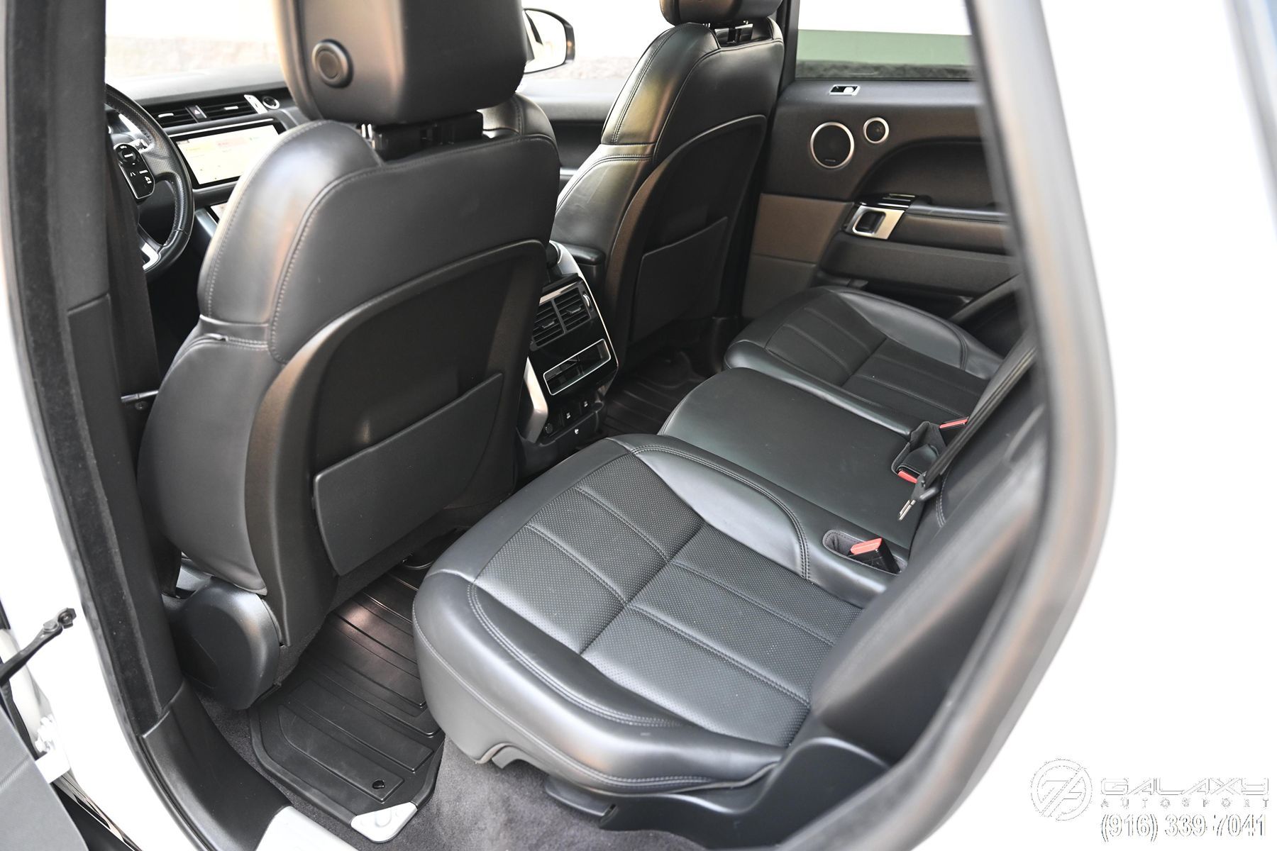 2019 Land Rover Range Rover Sport HSE photo 17